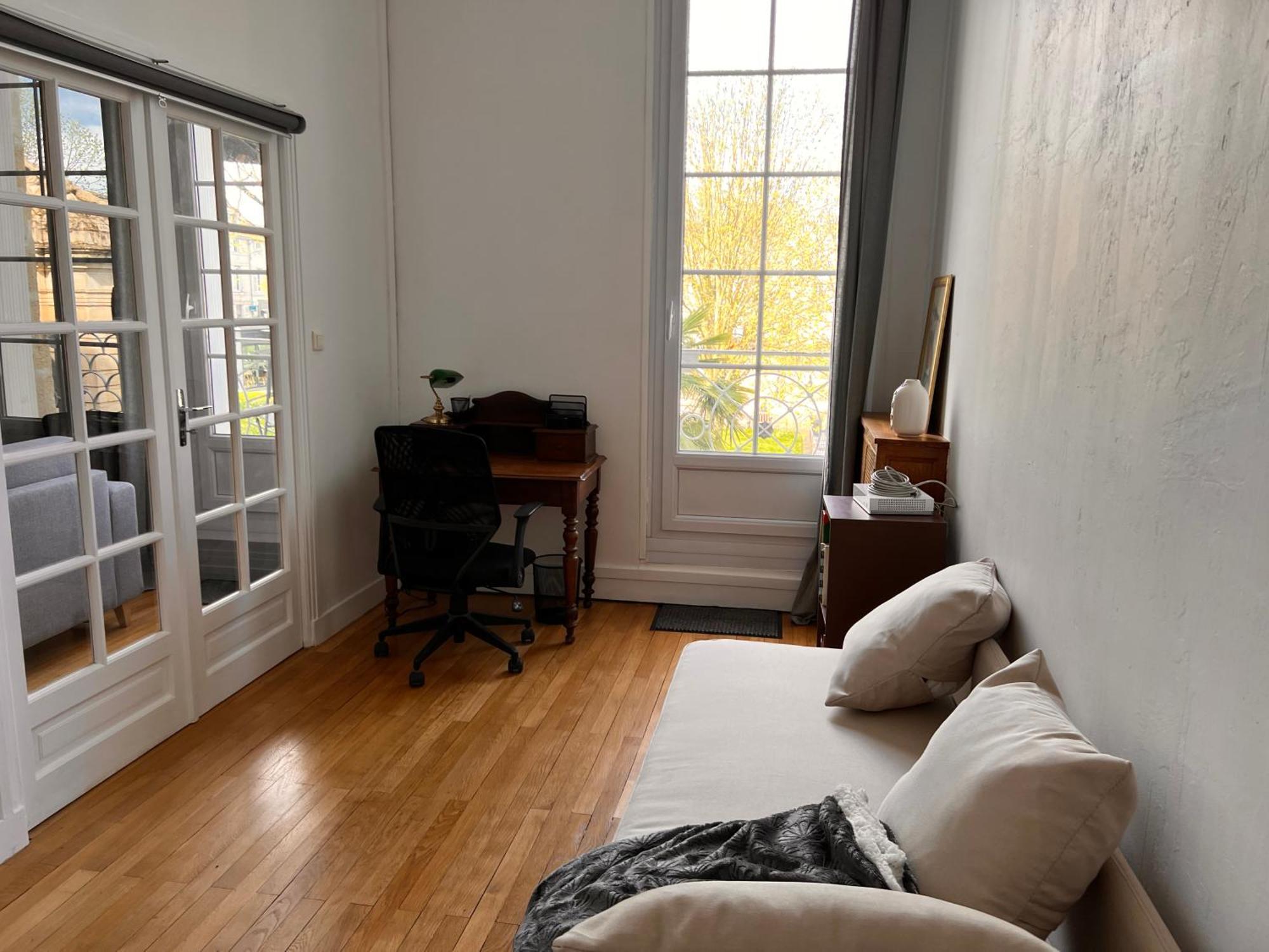 La Colbertine - Charming Apartment In Place Colbert Rochefort  Bagian luar foto