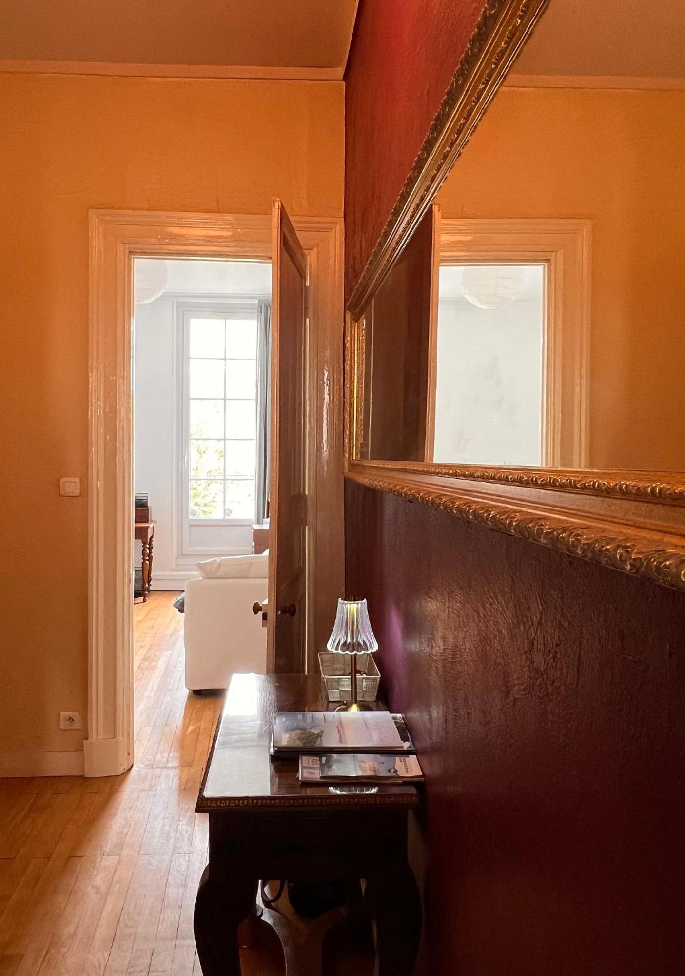 La Colbertine - Charming Apartment In Place Colbert Rochefort  Bagian luar foto